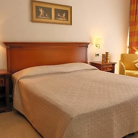 Hotel Minerva 4*