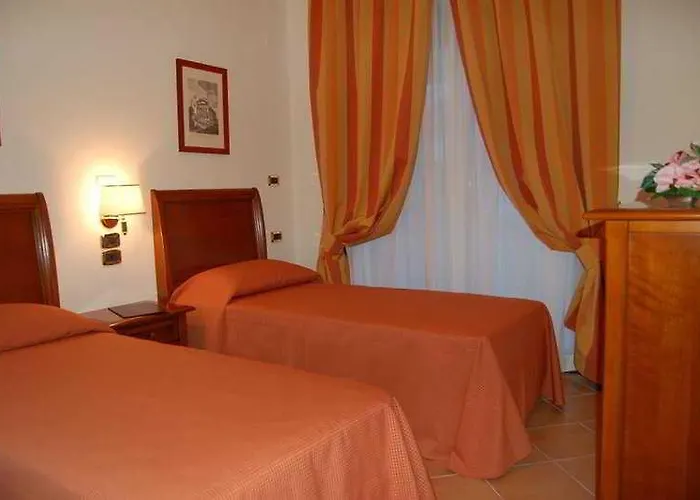 酒店 米纳瓦度假酒店 4*