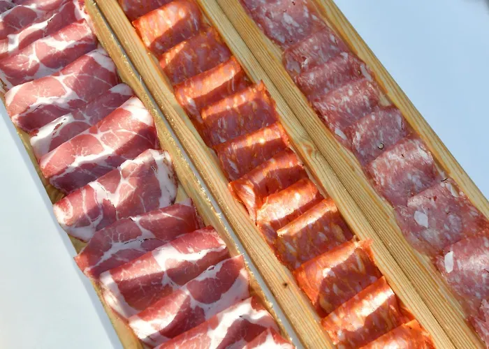 米纳瓦度假酒店