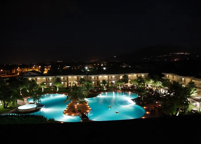 酒店 米纳瓦度假酒店 4*