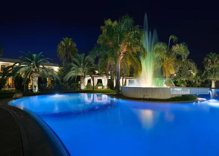 米纳瓦度假酒店 4*