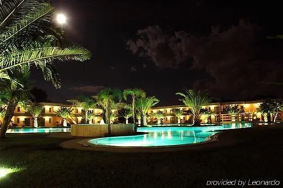 酒店 米纳瓦度假酒店 4*