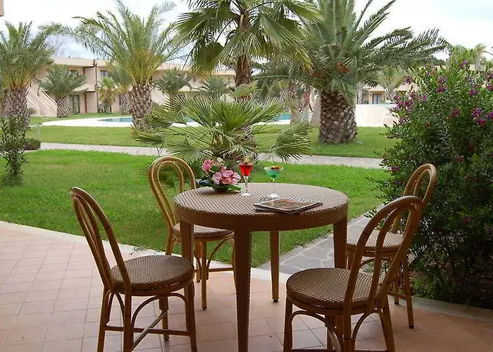 米纳瓦度假酒店 4* 帕埃斯图姆