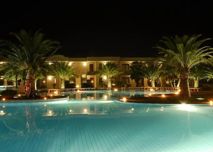 米纳瓦度假酒店 酒店