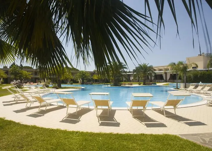 米纳瓦度假酒店 4* 帕埃斯图姆