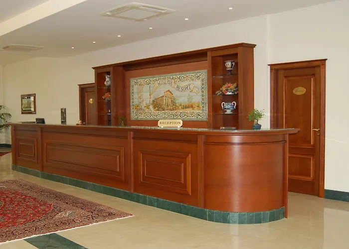 酒店 米纳瓦度假酒店 4*