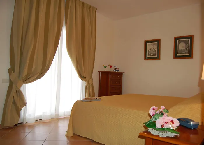 米纳瓦度假酒店 帕埃斯图姆