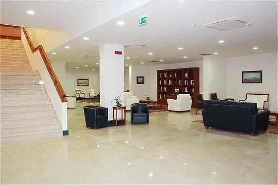 米纳瓦度假酒店 酒店